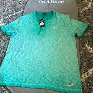 TRUE RELIGION TSHIRT SIZE XXXL